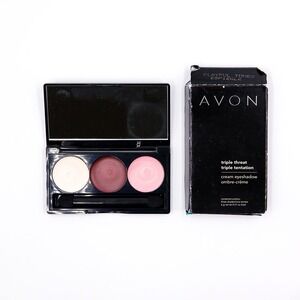 Avon - Playful‎ Tones Triple Threat Eyeshadow